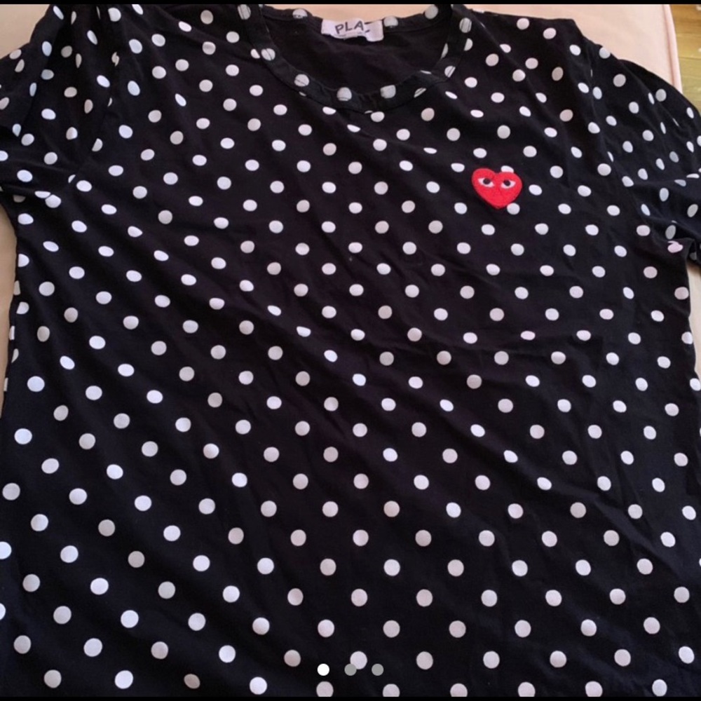 Comme des garçons shirt (play)
